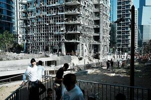 ارزیابی مقامات امنیتی صهیونیستی از ضربه صبح امروز تصاویری از ویرانیهای تلآویو پس از حمله موشکی