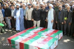 فیلم/ تشییع پیکر شهید باکویی، دانشمند هسته‌ای به‌همراه خانواده‌اش در جمعهٔ خشم ساری