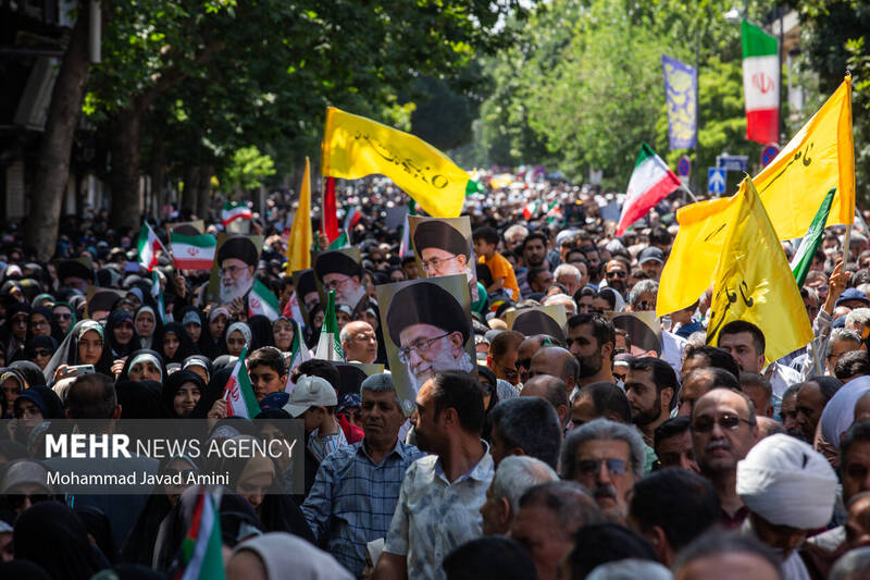 عکس / راهپیمایی «جمعه خشم و نصر» در قزوین 10