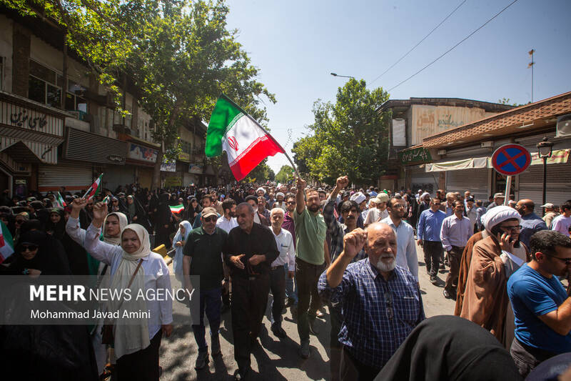 عکس / راهپیمایی «جمعه خشم و نصر» در قزوین 22