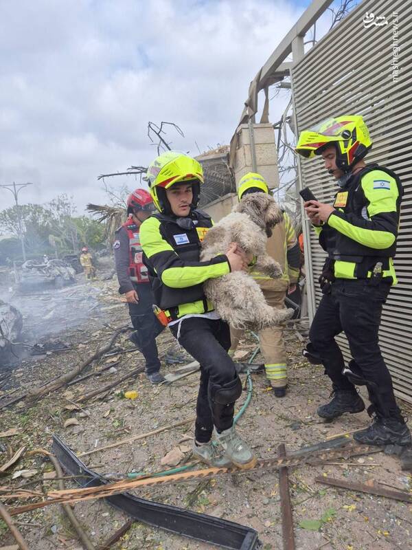 موج نوزدهم و بیستم عملیات "وعده صادق ۳" / حمله موشکی دومرحلهای ایران تل آویو و حیفا را به جهنم تبدیل کرد/ خیبر هم به میدان آمد +فیلم و عکس