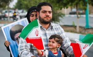 عکس/ کاروان موتوری «همپای موشک‌ها» در یزد