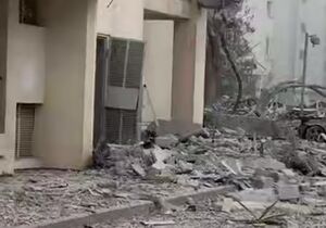 ویرانی و خسارت برخورد یک موشک به اسرائیل