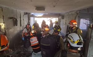 نظامیان صهیونیست به‌دنبال مفقودی‌های زیر آوار در بئرالسبع