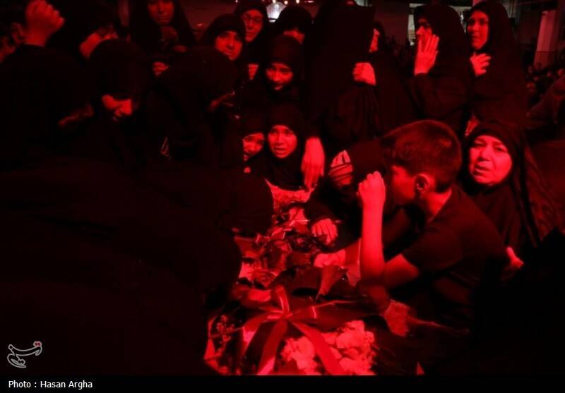 وداع باشکوه زنجانیها با پیکر ۳ پاسدار شهید +عکس