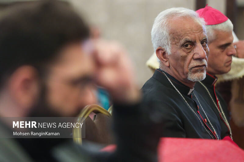 تجمع مسیحیان در حمایت از نیروهای مسلح ایران