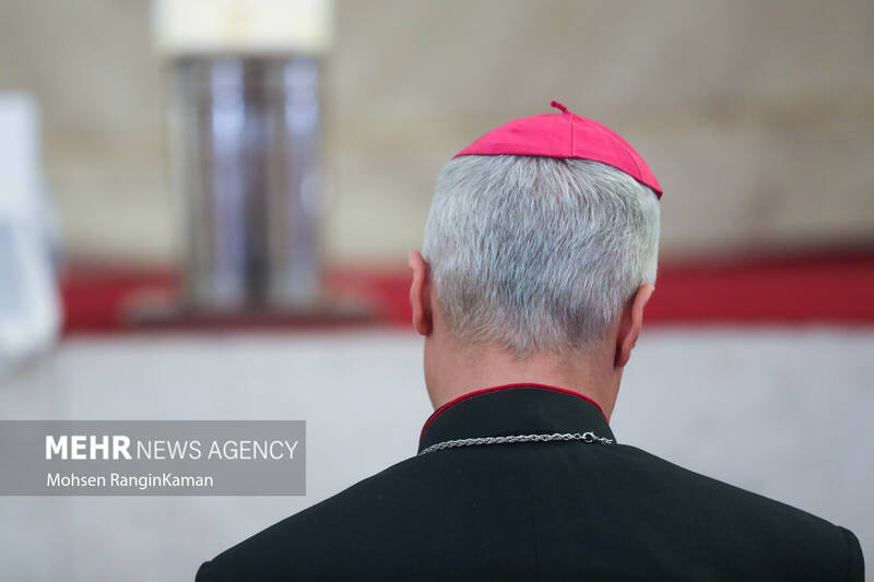 تجمع مسیحیان در حمایت از نیروهای مسلح ایران