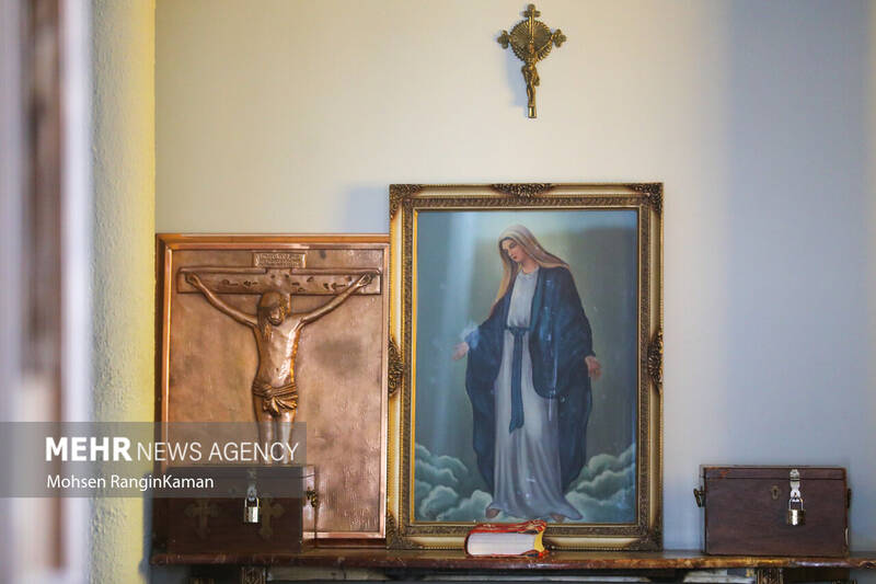 تجمع مسیحیان در حمایت از نیروهای مسلح ایران