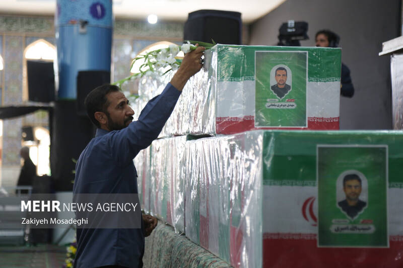 تشییع پیکر مطهر شهدای حملات رژیم صهیونیستی در کرمان