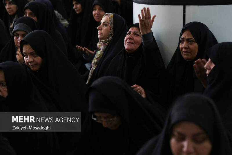 تشییع پیکر مطهر شهدای حملات رژیم صهیونیستی در کرمان