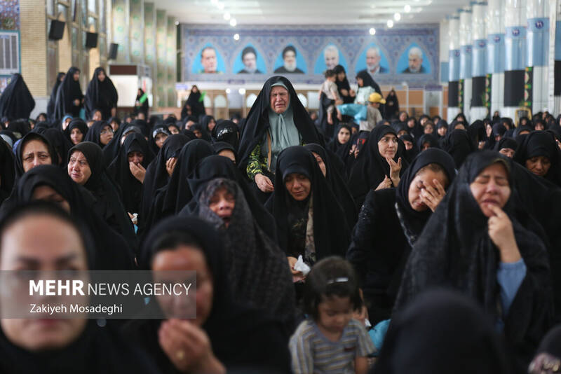 تشییع پیکر مطهر شهدای حملات رژیم صهیونیستی در کرمان