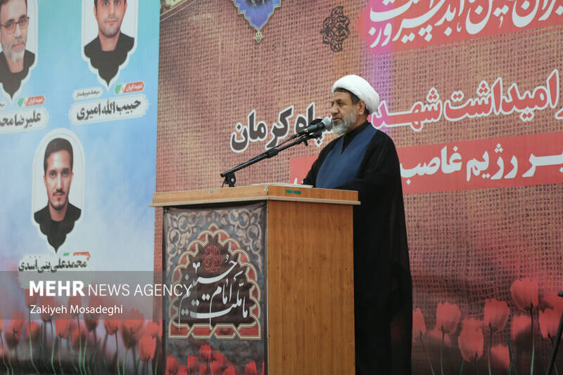 تشییع پیکر مطهر شهدای حملات رژیم صهیونیستی در کرمان