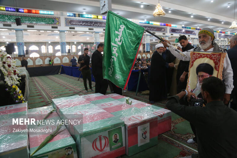 تشییع پیکر مطهر شهدای حملات رژیم صهیونیستی در کرمان