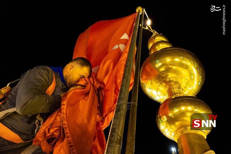 غبار روبی گنبد امام حسین (ع) در آستانه محرم الحرام