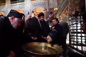 فیلم / آیین طشتگذاری در بقعه شیخ صفی اردبیل