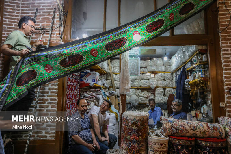 سیاه پوش شدن بازار تاریخی تبریز