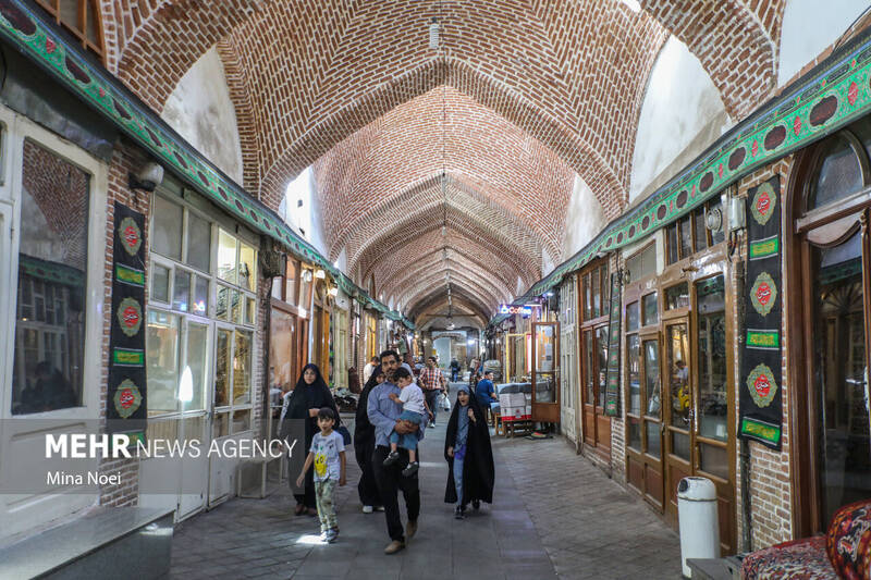 سیاه پوش شدن بازار تاریخی تبریز