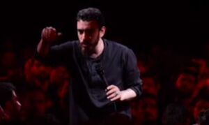 فیلم/ ‌تذکر یک مداح پیرامون اتحاد و اتفاق فوق‌العاده ملت ایران