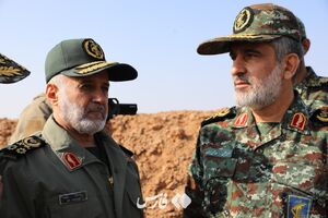 تصویری از شهیدان رشید و حاجی‌زاده