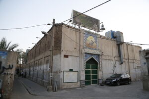 تکیهای مسن تر از پایتختی تهران