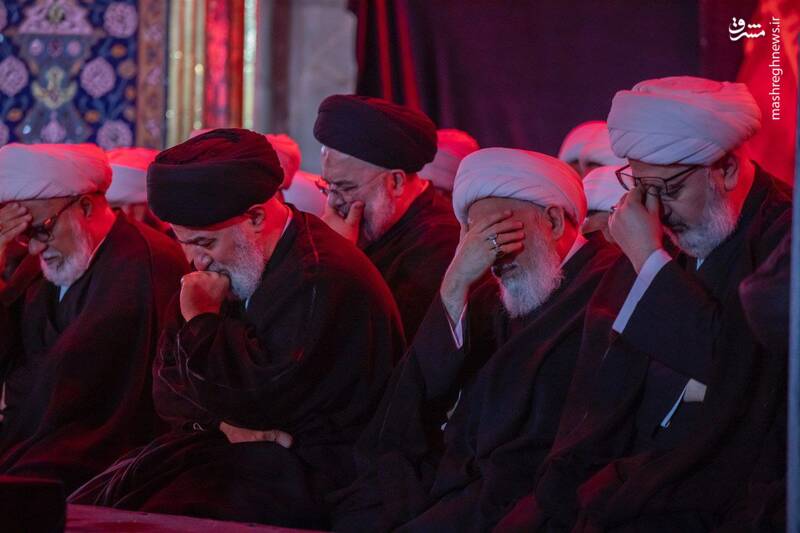 عکس/ مراسم تعویض پرچم حرمین کربلا در شب اول محرم ۱۴۴۶ ه.ق