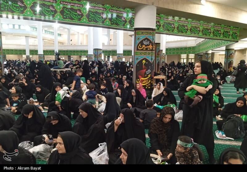 همایش بزرگ شیرخوارگان حسینی در زنجان +عکس