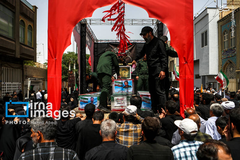 عکس/تشییع پیکر شهدای حملات رژیم صهیونیستی در قم