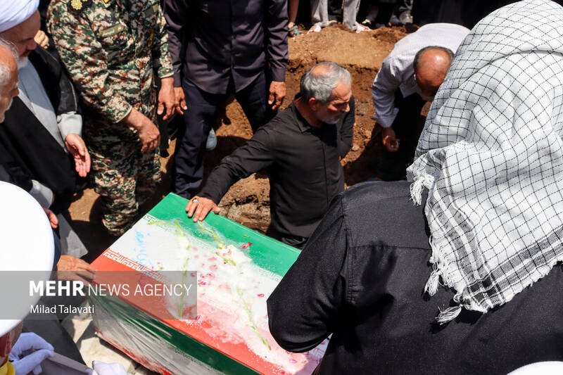 تشییع پیکر شهید «پوراندخت سعادتنژاد» در تالش