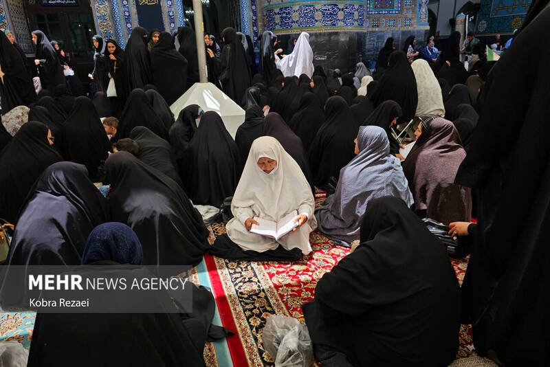 بارگاه منور امام رضا(ع) در نخستین روز از ماه محرم