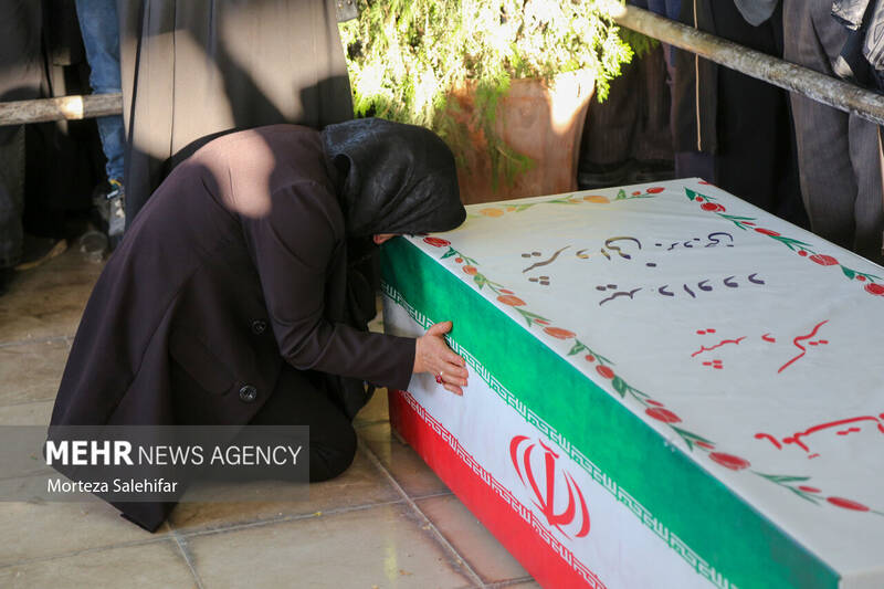 تشییع پیکر شهید دکتر «داوود شیروانی» پزشک زندان اوین