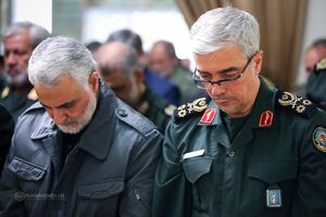 عکس/ دو شهید در یک قاب