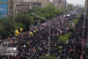 پیکرهایتان هم دختر شهیده‌ی سه ساله را بر دوش می‌کشد
