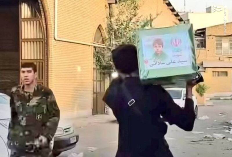 عکس/ تابوتی که برای حمل آن یک نفر کافی بود....