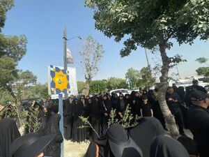 تشییع و خاکسپاری شهید حاجی زاده در قطعه مدافعان حرم