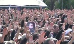 فیلم/ حضور باشکوه مردم در تشییع پیکر شهید حاجی‌زاده در بهشت‌زهرا