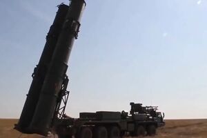 هند به دنبال خرید سامانه‌های اس-۵۰۰ روسی است