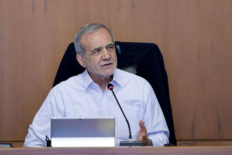 باقري،شهيد،پزشكيان،رئيس،امثال،انسجام،دشمنان،دشمن،افكار،وحدت، ...