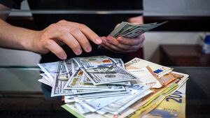 نوسان دلار در سایه جنگ: افزایش، کاهش و بازهم افزایش