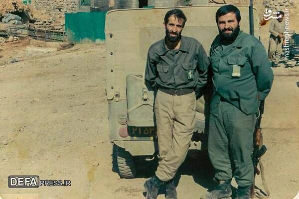 شهید شادمانی، استراتژیستی در میدان با علمداری کتاب