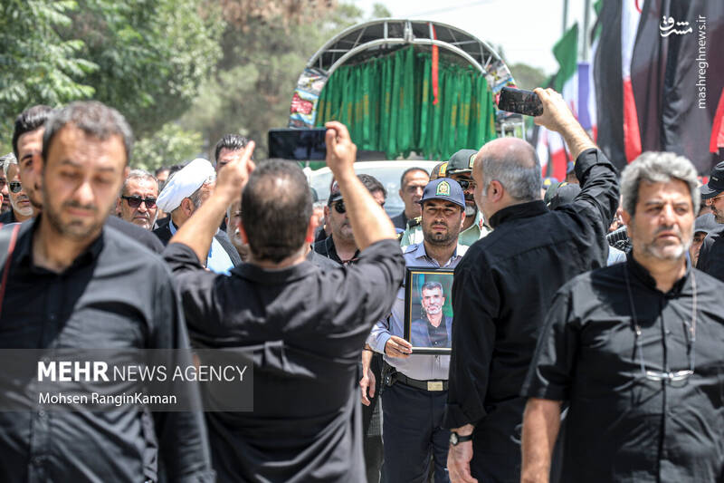 عکس/ تشییع پیکر مطهر شهیدان حملات رژیم صهیونیستی به ایران
