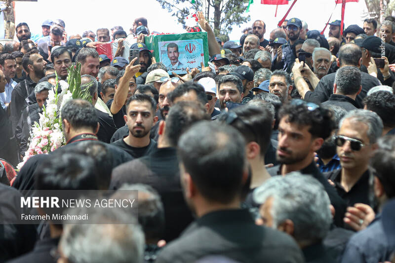 عکس/ تشییع پیکر مطهر شهیدان حملات رژیم صهیونیستی به ایران