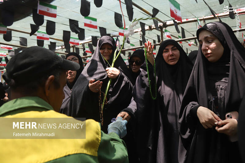 عکس/ تشییع پیکر مطهر شهیدان حملات رژیم صهیونیستی به ایران