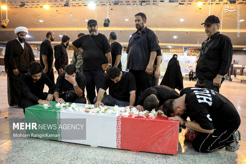 عکس/ تشییع پیکر مطهر شهیدان حملات رژیم صهیونیستی به ایران