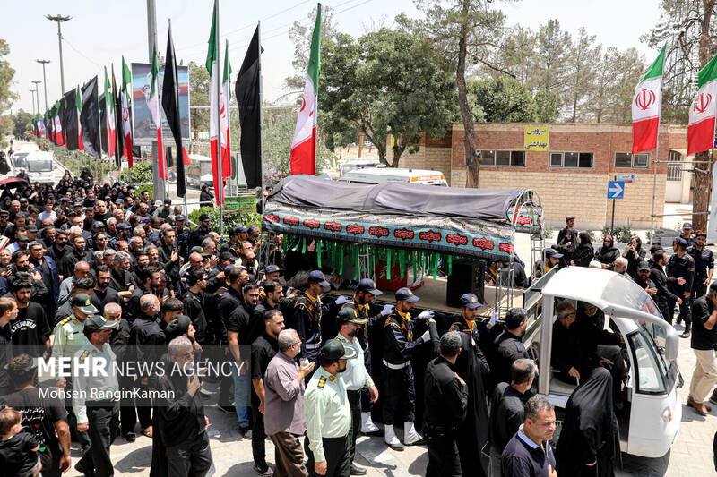 عکس/ تشییع پیکر مطهر شهیدان حملات رژیم صهیونیستی به ایران