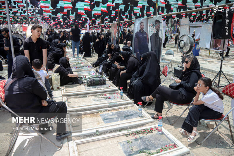 عکس/ تشییع پیکر مطهر شهیدان حملات رژیم صهیونیستی به ایران