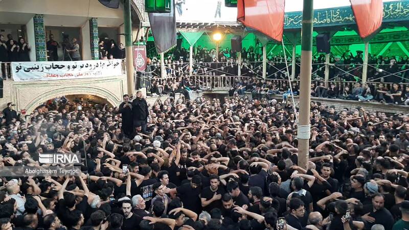 تكيه،طوق،عباس،آيين،دست،عزاداران،شاهرود،عزاداري،سينه،حركت،زنج ...