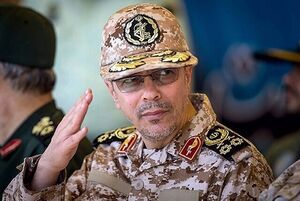 عکس/ اولین باری که سردار محمد باقری داخل قبر خوابید!