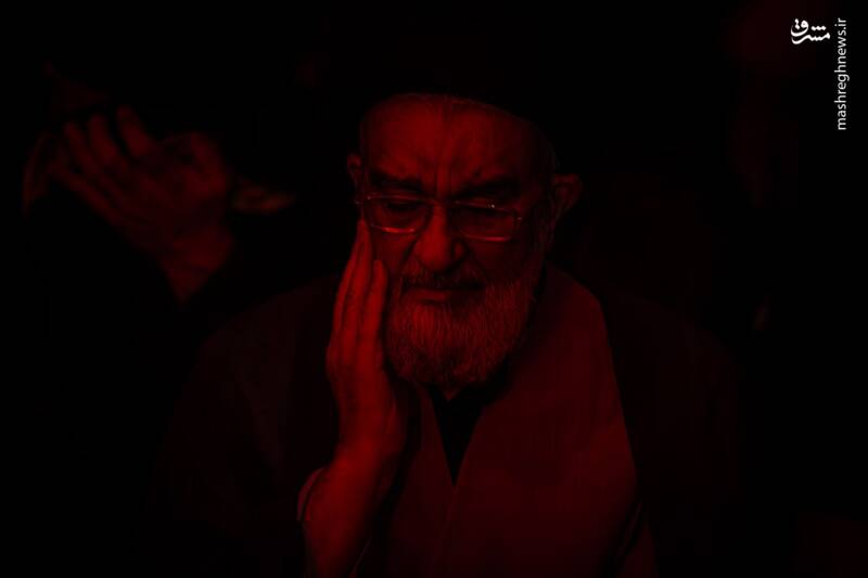 عکس/ حضور پیکر شهید ایزدی در هفتمین شب محرم در هیئت فاطمیون قم