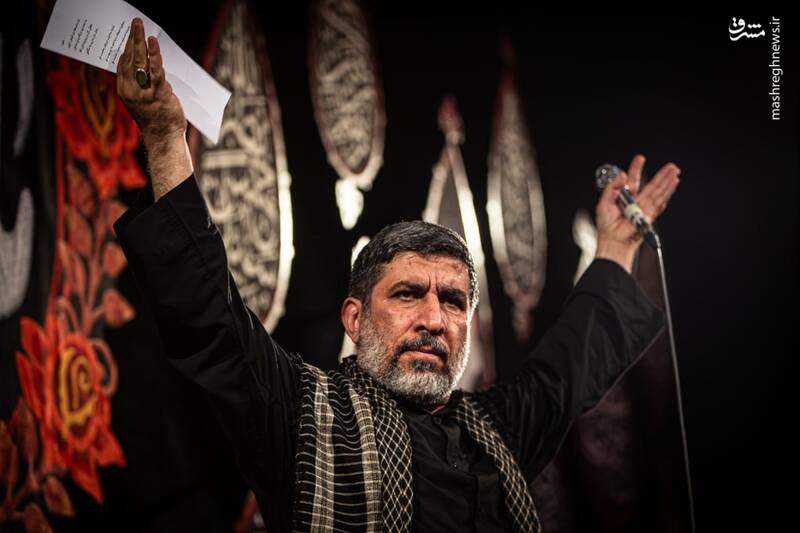 عکس/ حضور پیکر شهید ایزدی در هفتمین شب محرم در هیئت فاطمیون قم