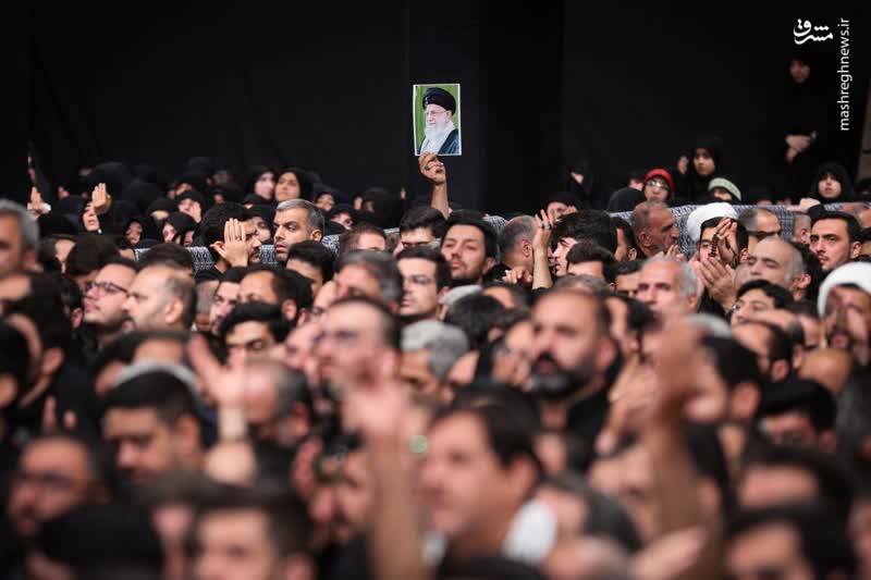 مراسم عزاداری شب هشتم محرم در حسینیه امام خمینی(ره) + عکس و فیلم